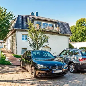 https://hotel-zum-kuhhirten.hotelsinbremen.net